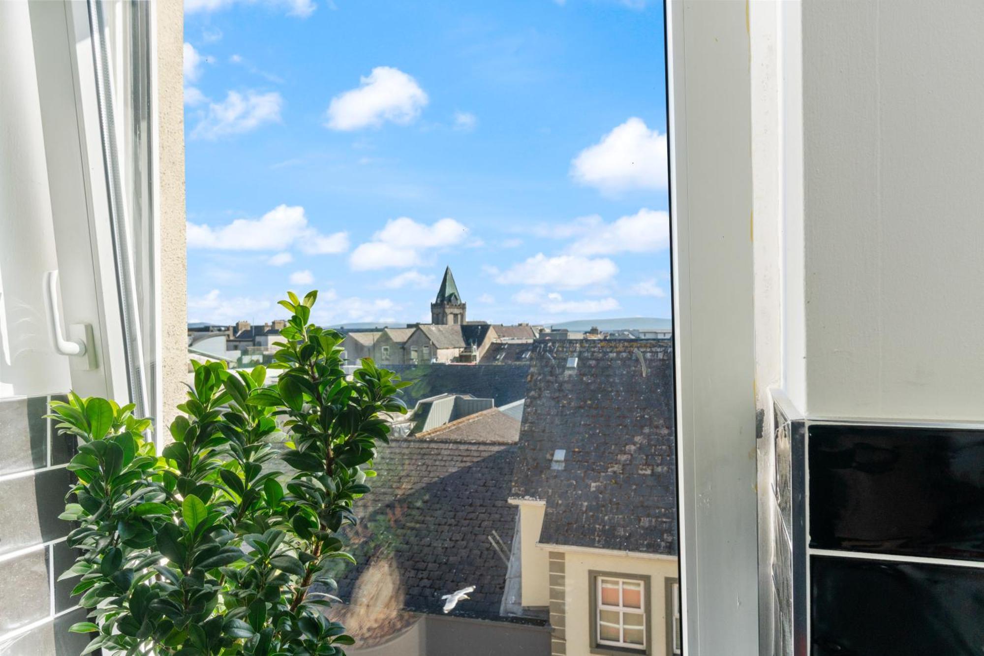 Heart Of City Centre Stunning View Galway Extérieur photo